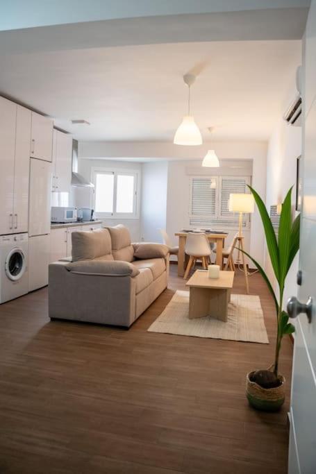 California Apartament Duenas Sevilha Exterior foto